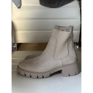 Sincerely Jules Beige‎ Suede Sock Boot Chunky Lug Sole Chelsea Boots Womens 10